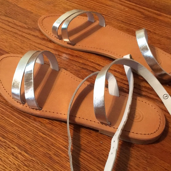 Silver strappy sandals - Picture 2 of 5